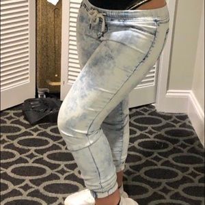 Charlotte Russe Acid Wash Jogger Jeans